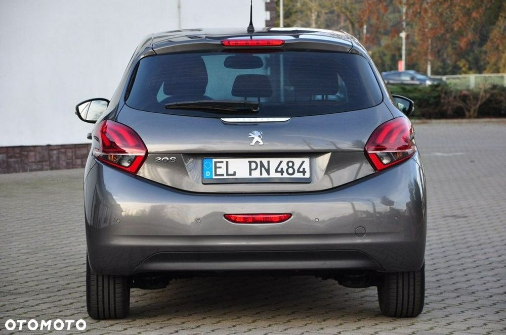 Peugeot 208 PureTech 82 Stop & Start Signature - 22