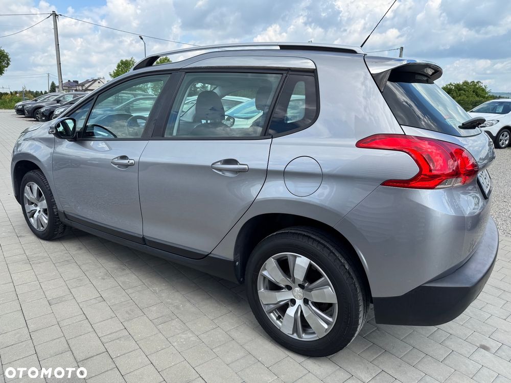 Peugeot 2008 1.2 Pure Tech Style - 9