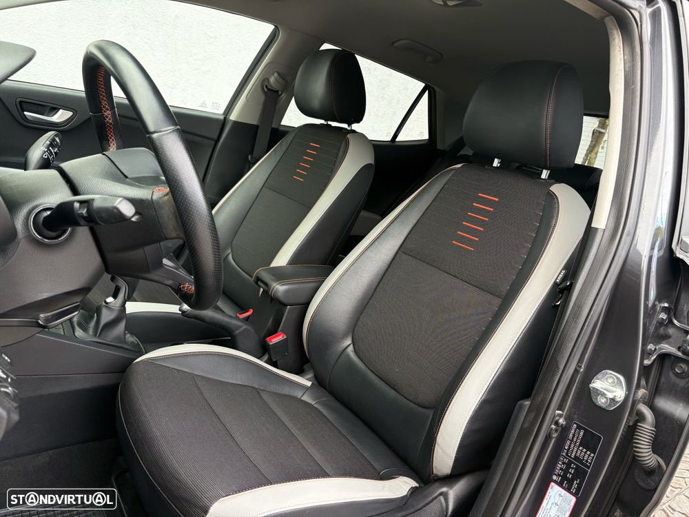 Kia Stonic 1.0 T-GDI Tech - 6