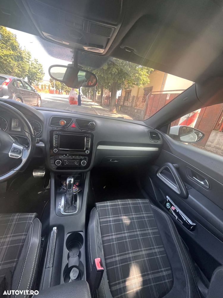Volkswagen Scirocco ver-2-0-tdi-dpf-dsg - 6