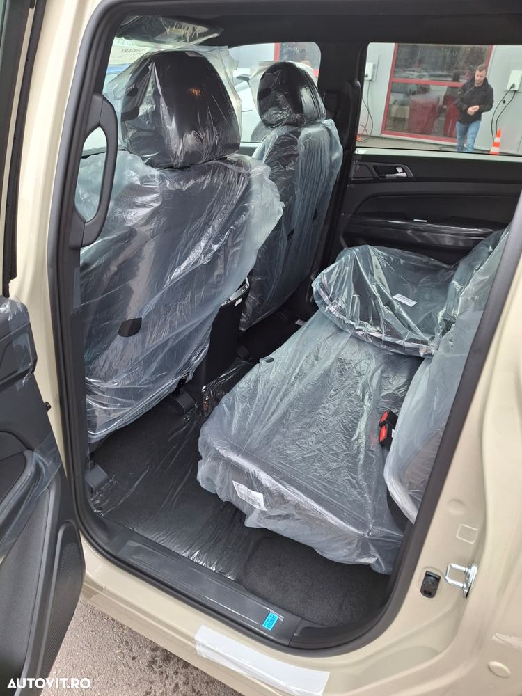 KG Mobility Musso - 19