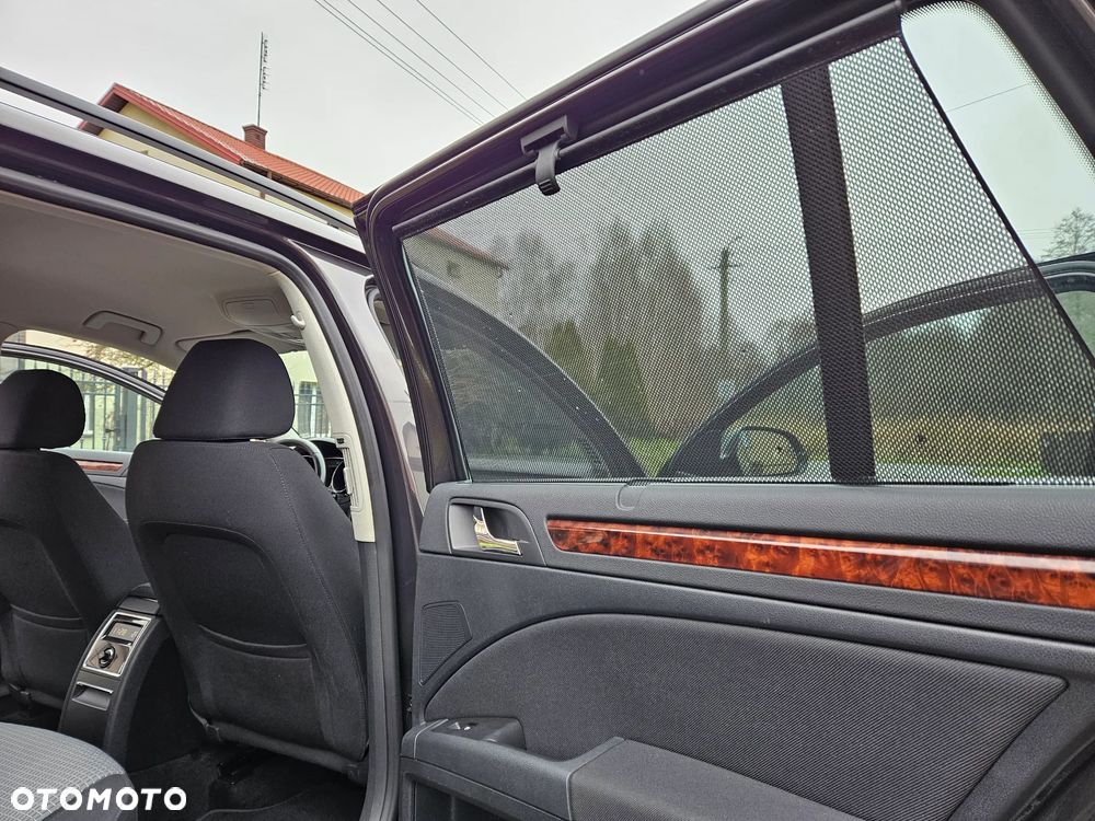 Skoda Superb 2.0 TDI DSG Elegance - 26