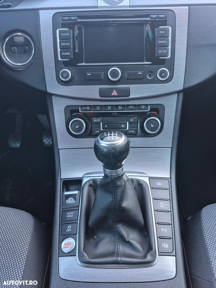 Volkswagen Passat 1.4 TSI BlueMotion Technology Highline - 8