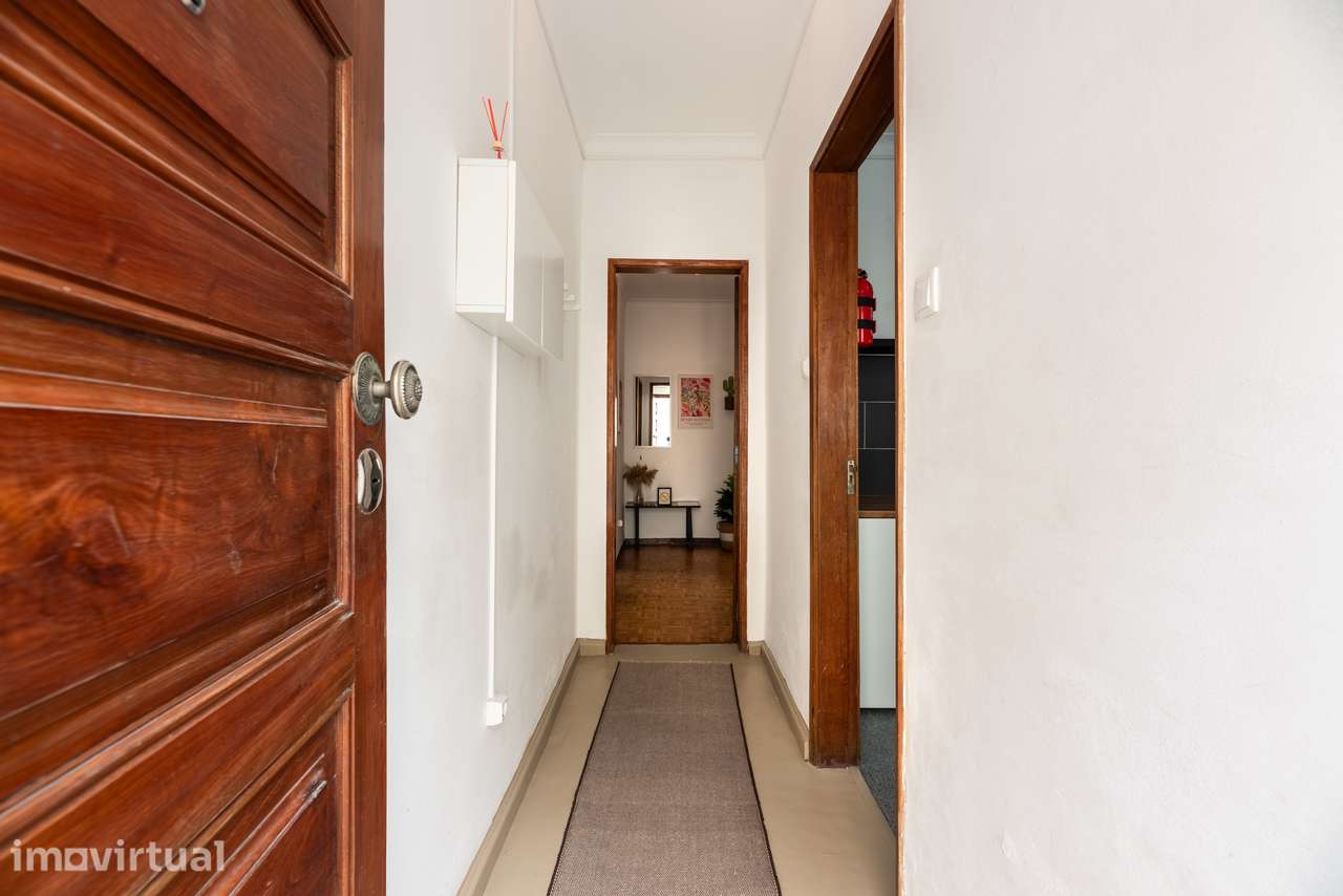 Apartamento T1 para venda no centro de Póvoa de Santo Adrião - Grande imagem: 2/14