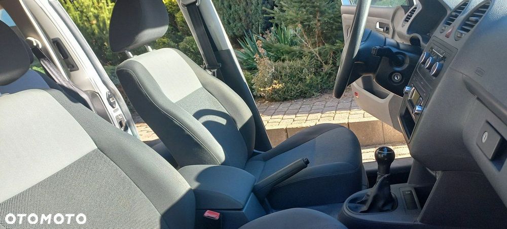 Volkswagen Caddy - 16