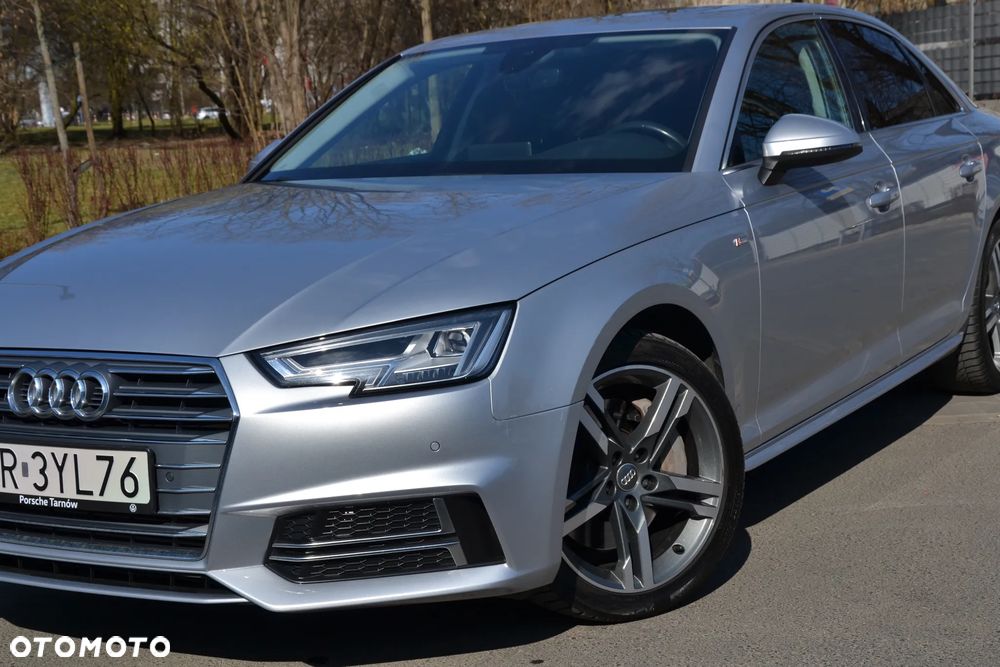Audi A4 Limousine - 16