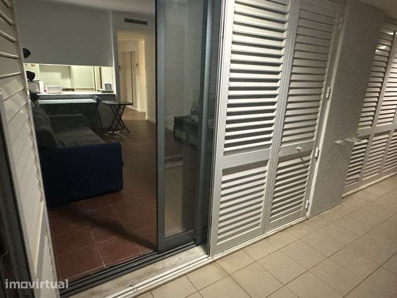 T1 - Remodelado e Mobilado - Disponivel ja - Grande imagem: 4/12