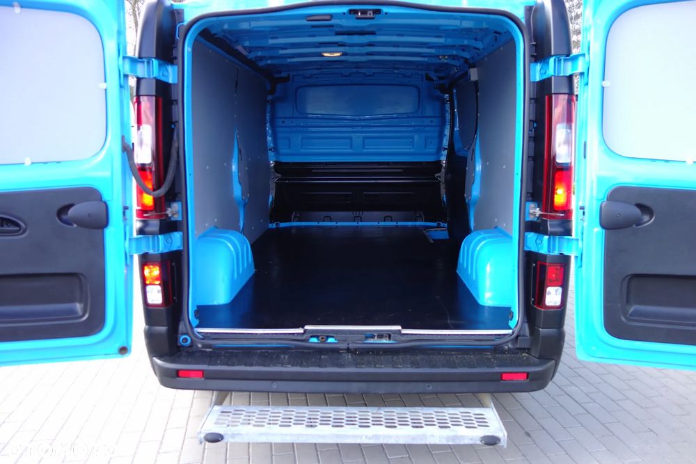 Renault Trafic Automat 2.0 DCI 150 KM Long Klima Kamera - 11