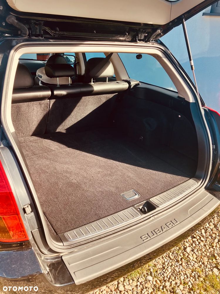 Subaru Legacy - 6