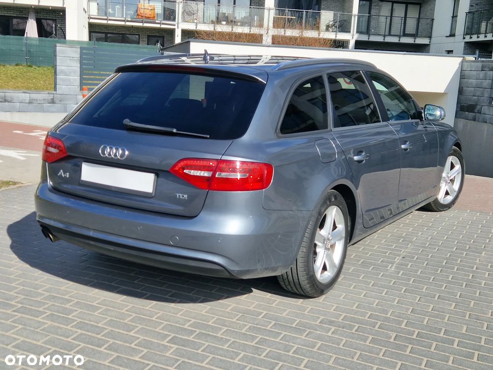 Audi A4 Avant - 5