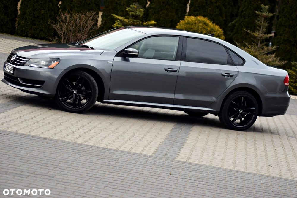 Volkswagen Passat - 18