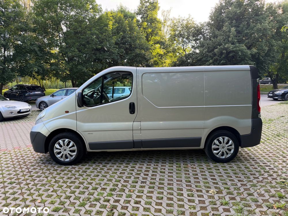 Opel Vivaro - 14