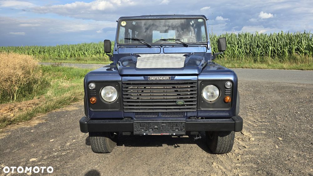 Land Rover Defender - 29
