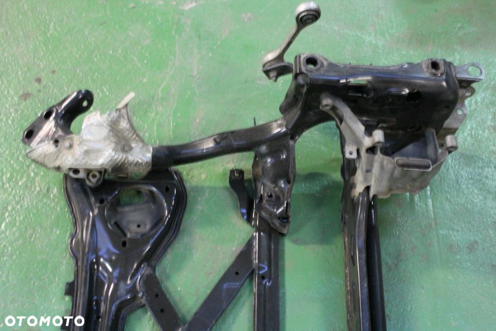 Ława pod Silnik Trawers Audi A8 D4 Lift 4H0399315AF 2015 - 3