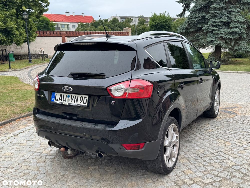 Ford Kuga S 2.0 TDCi 4x4 Plus Editionsmodell - 11