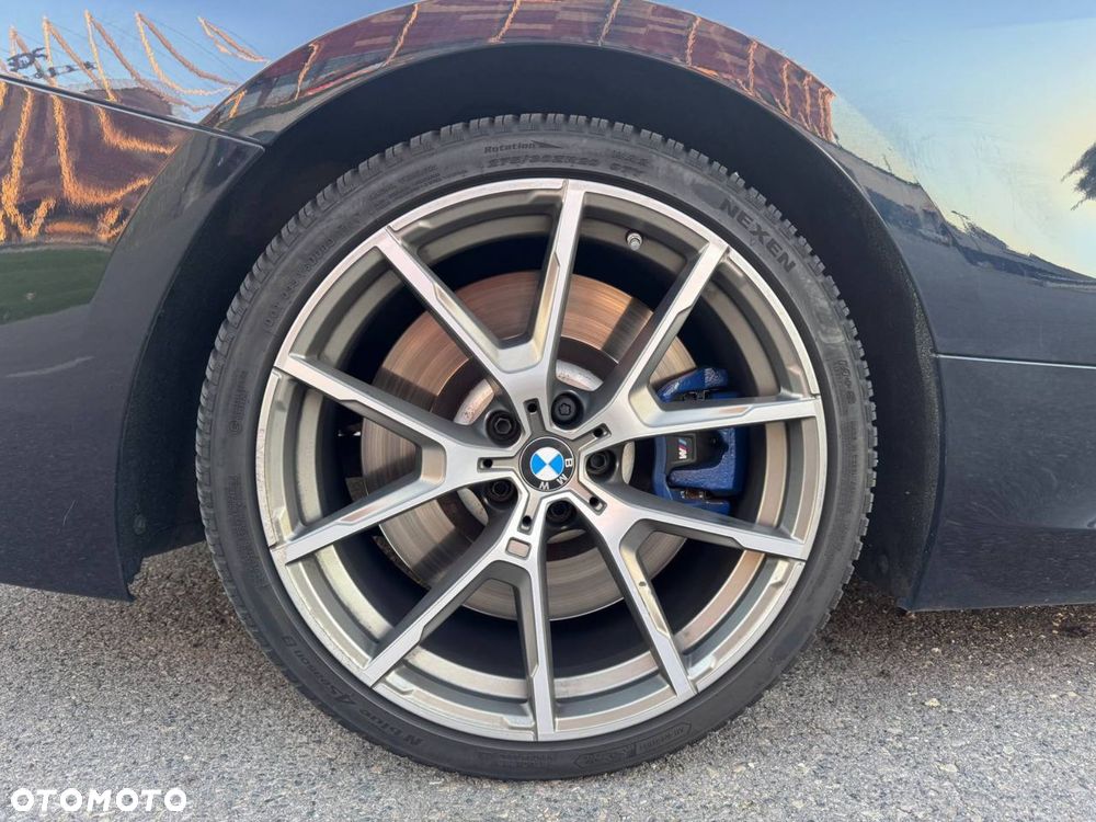 BMW Seria 8 - 27
