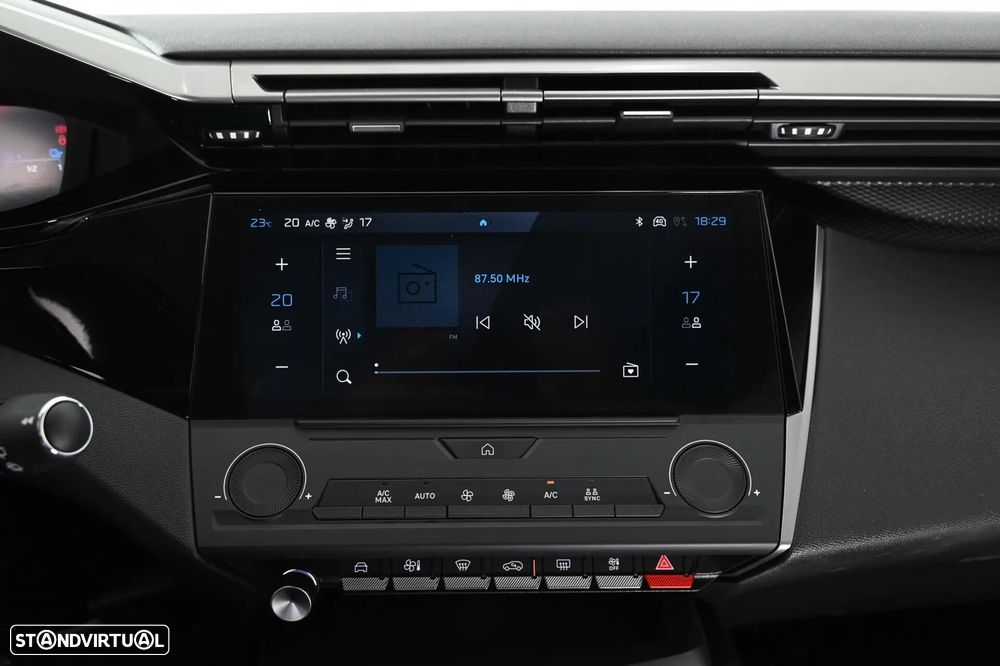 Peugeot e-308 54 kWh Style - 23