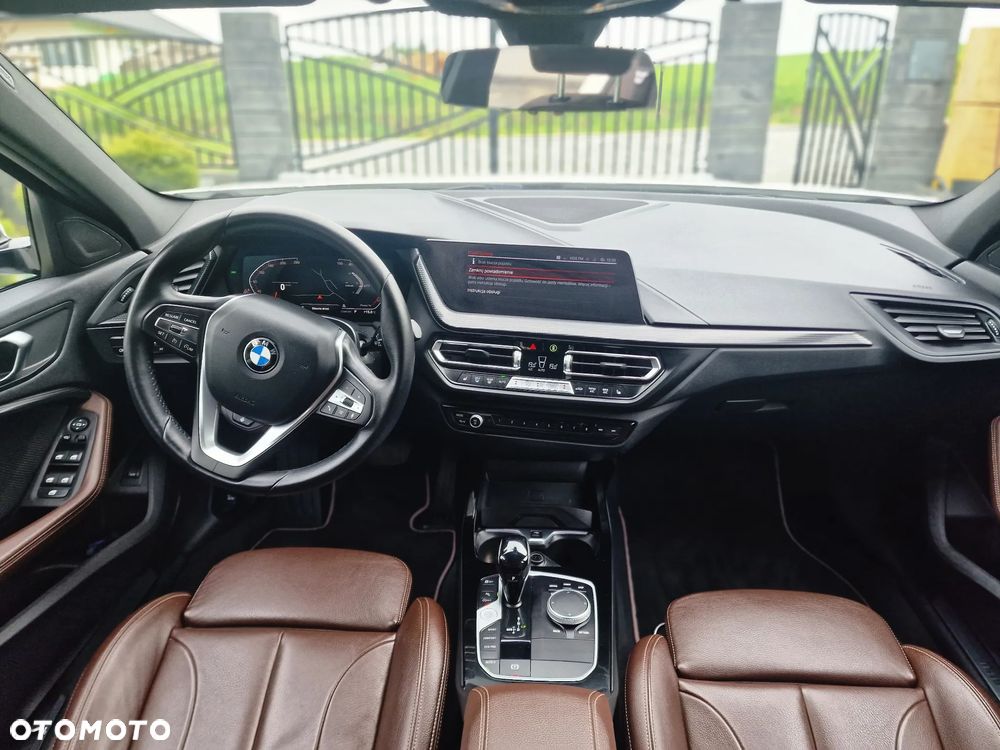 BMW Seria 1 120i Sport - 29