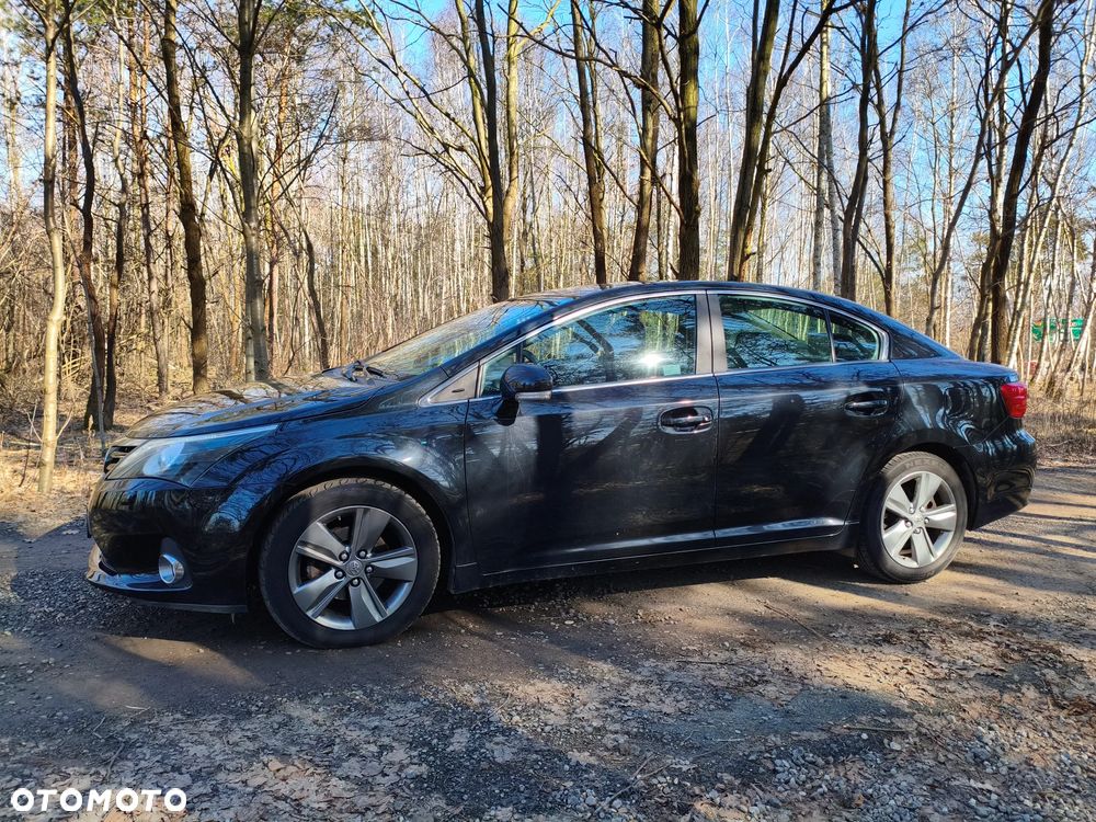 Toyota Avensis 2.0 D-4D Premium - 6