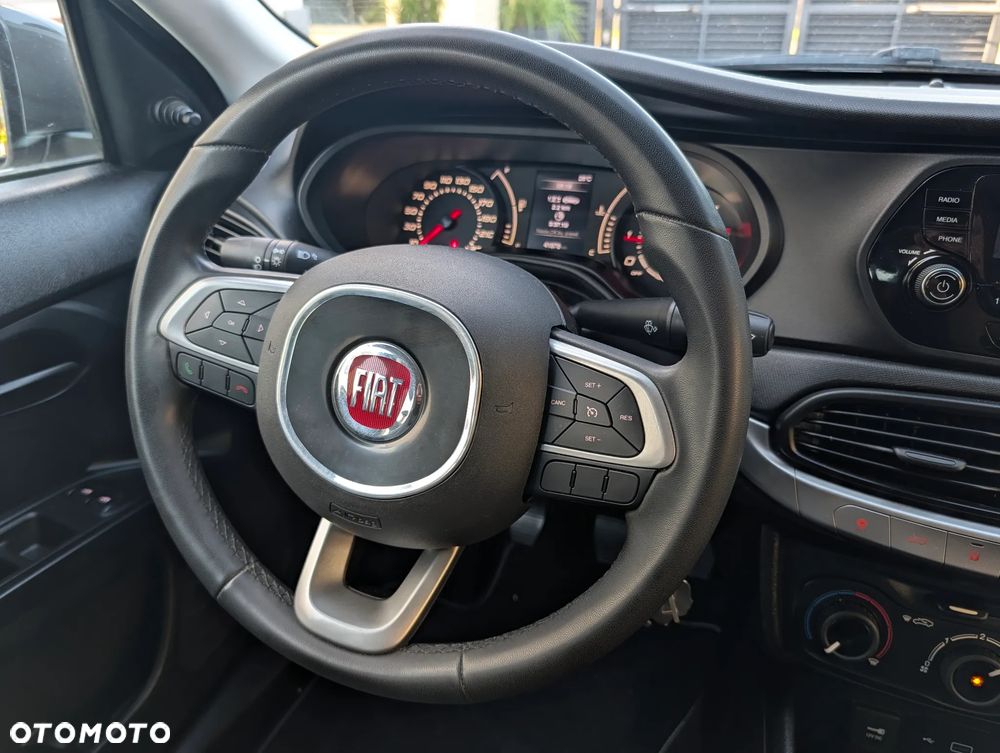 Fiat Tipo - 32