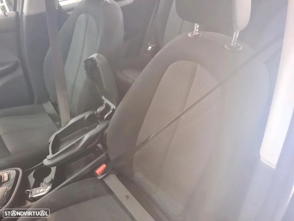 BMW 225xe Active Tourer Advantage - 8