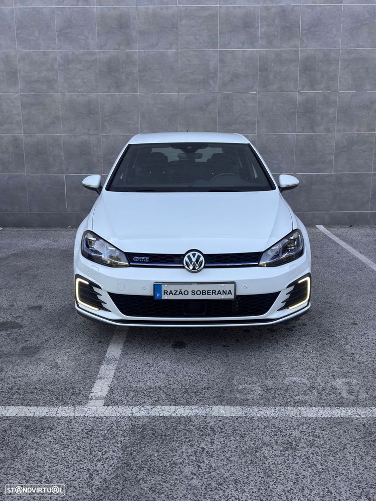 VW Golf - 4