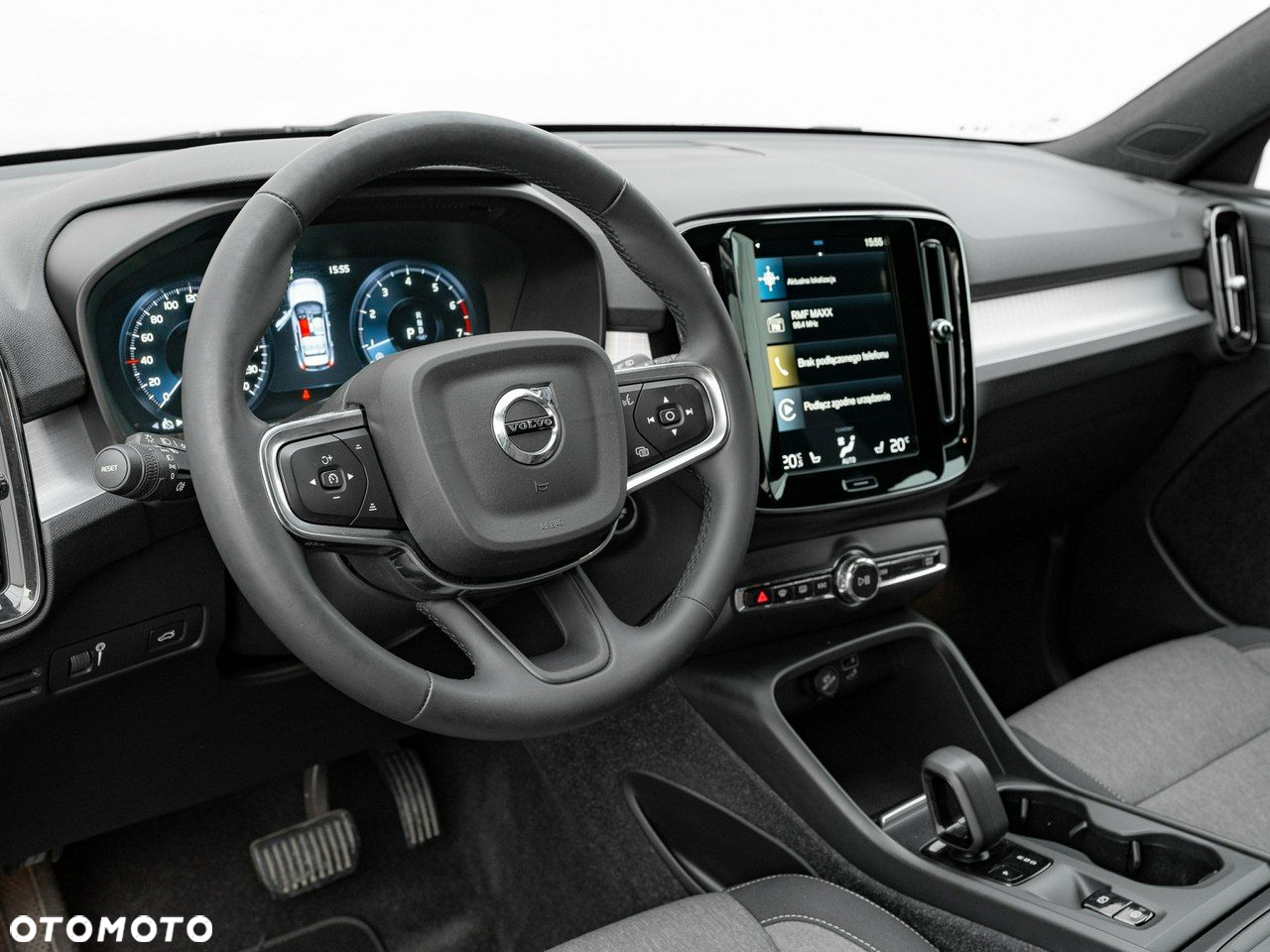 Volvo XC 40 T3 Momentum Pro - 7