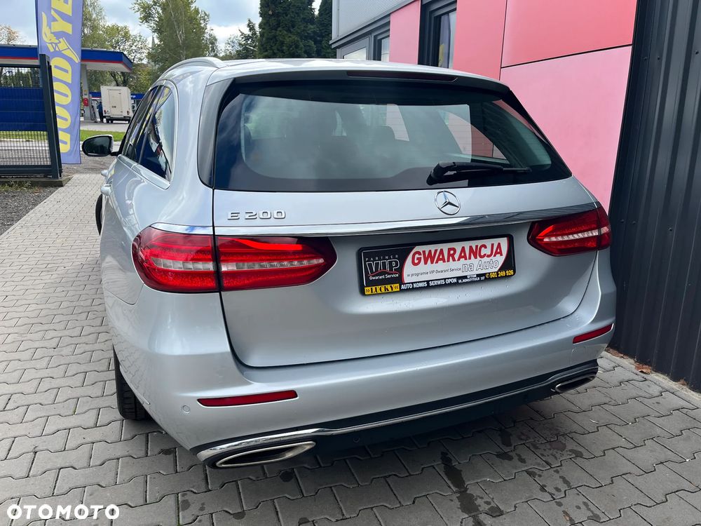 Mercedes-Benz Klasa E 200 9G-TRONIC Avantgarde - 8