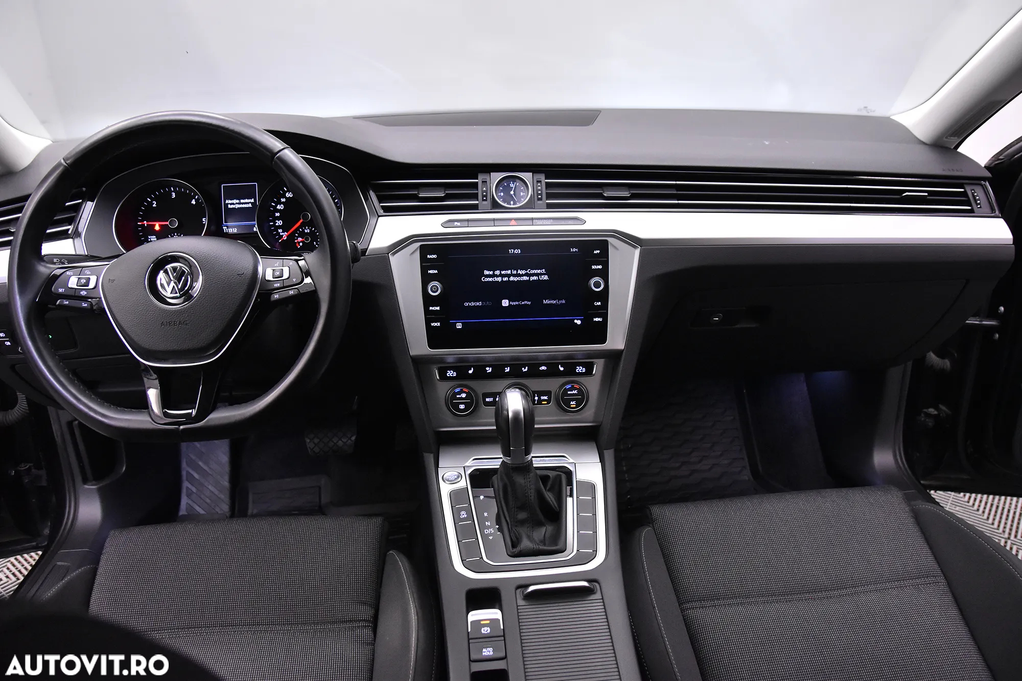 Volkswagen Passat - 9