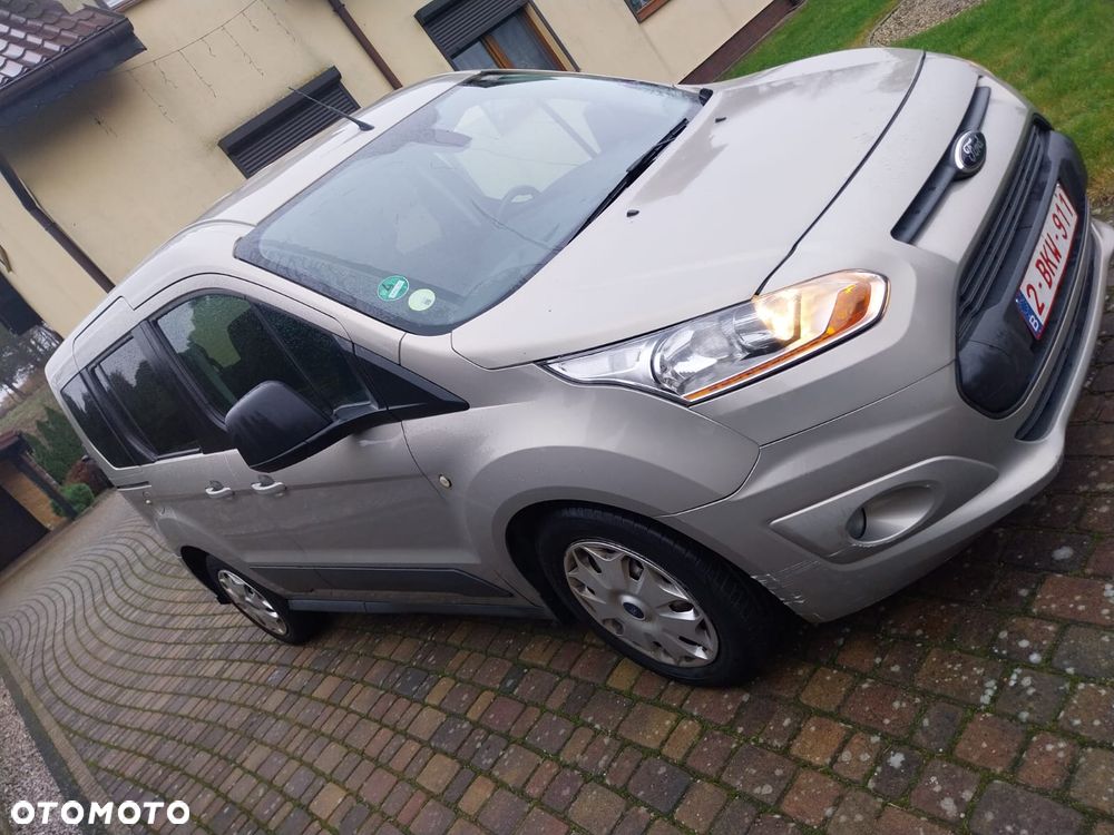 Ford Tourneo Connect - 22