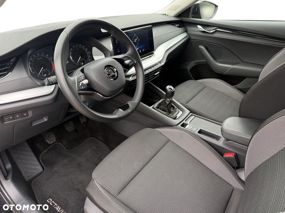 Skoda Octavia 2.0 TDI Ambition - 11