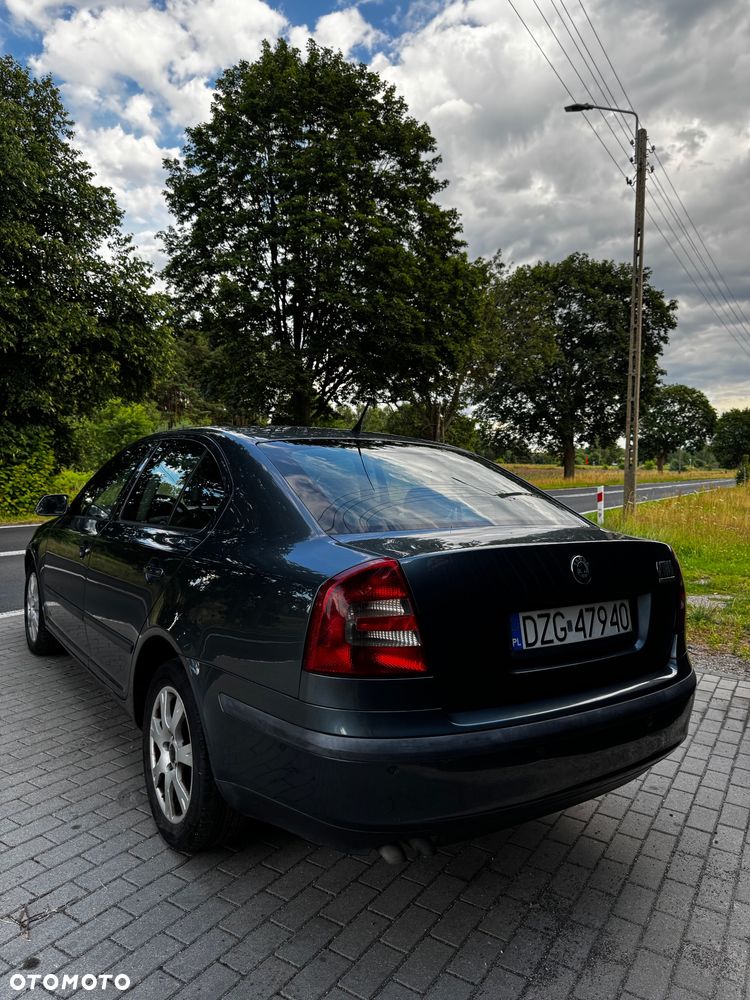 Skoda Octavia 2.0 TDI Ambiente - 4