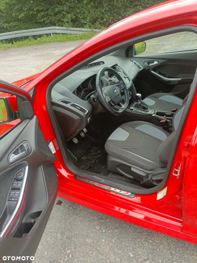 Ford Focus - 6
