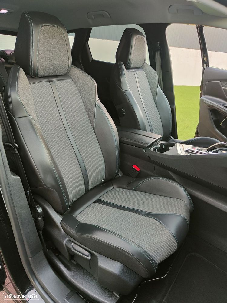 Peugeot 3008 1.6 Hybrid Allure e-EAT8 - 29