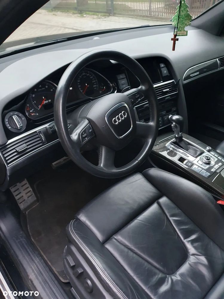 Audi RS6 Avant - 29