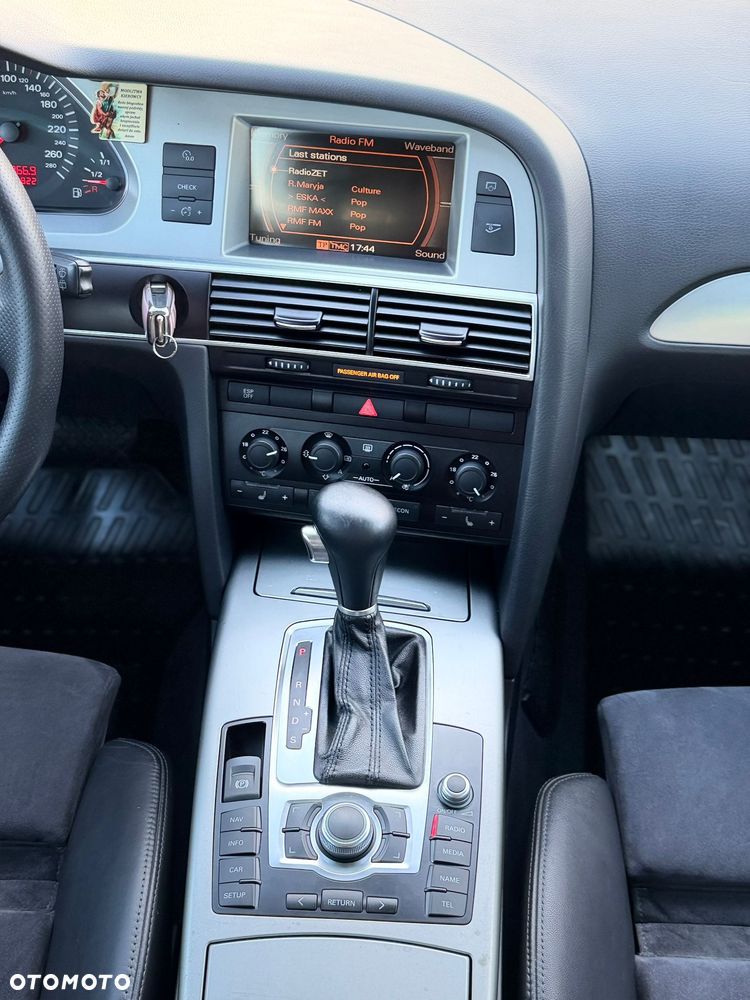 Audi A6 Avant - 17