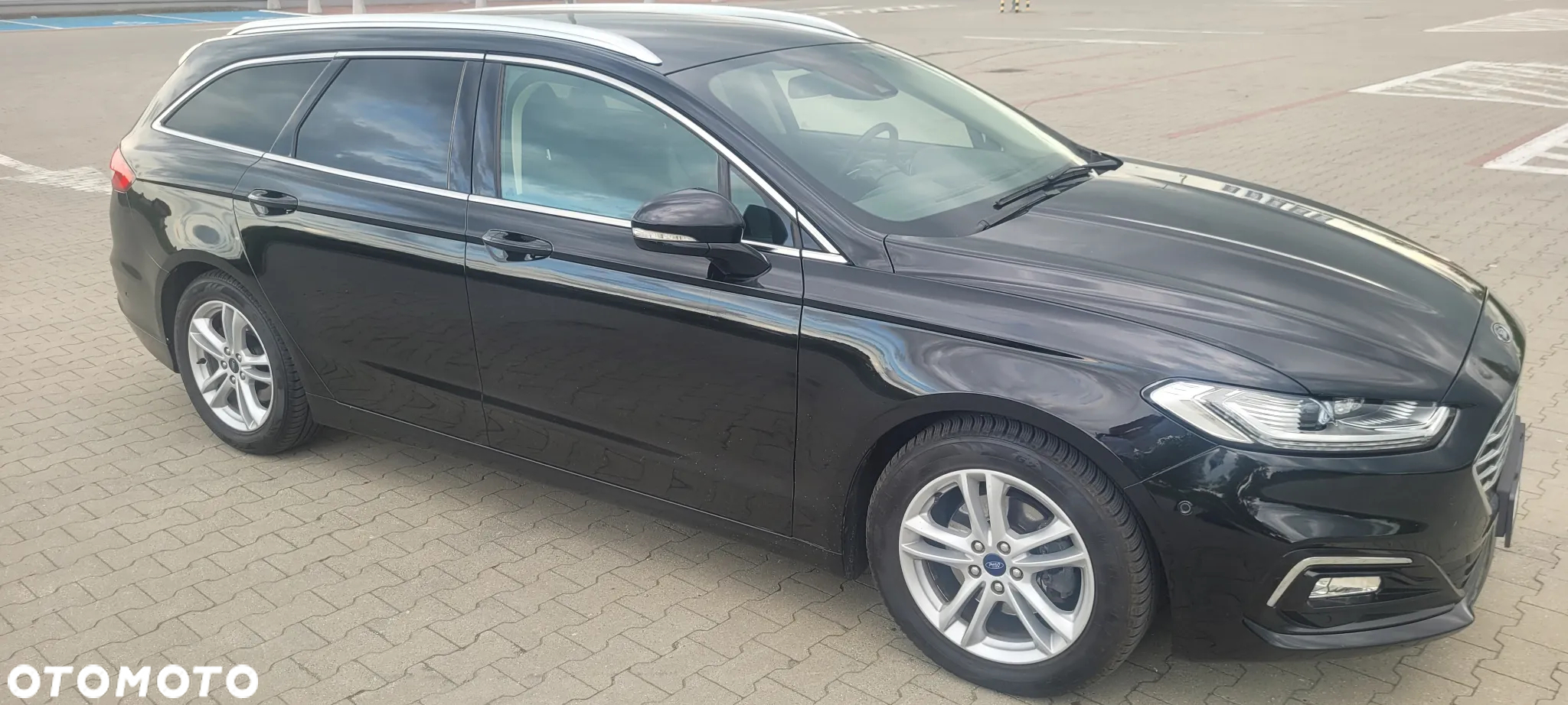 Ford Mondeo 2.0 EcoBlue Titanium - 22