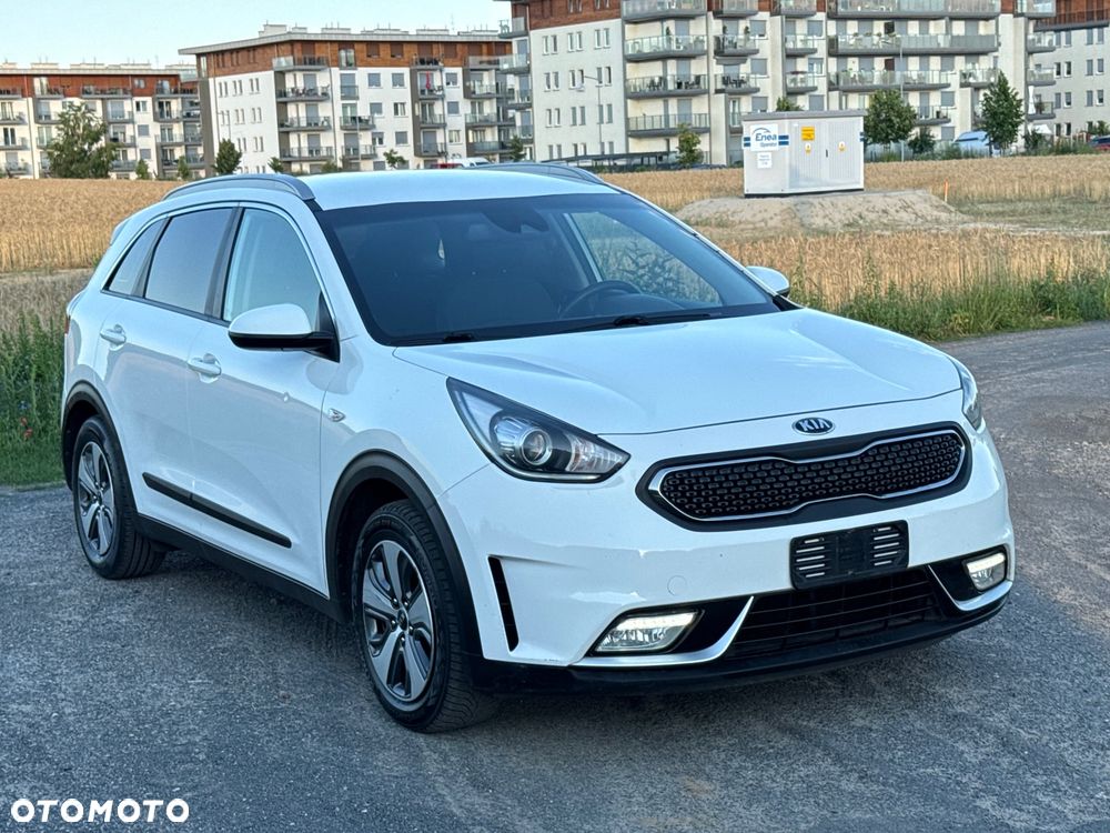 Kia Niro 1.6 GDI Hybrid L Business Line - 3