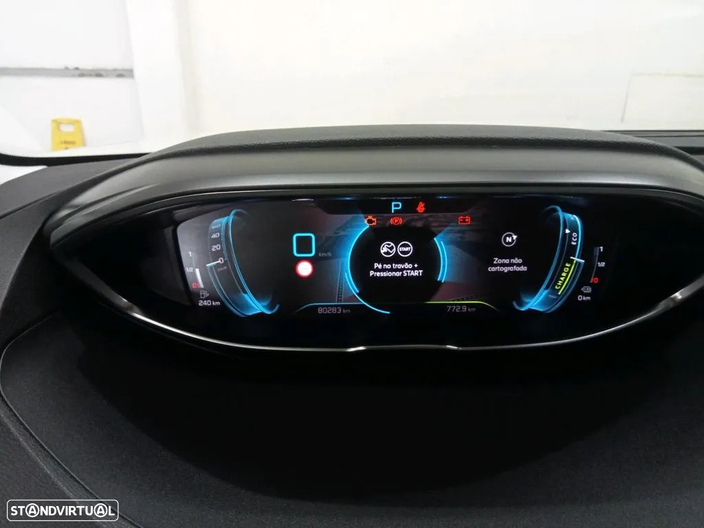 Peugeot 3008 1.6 Hybrid Allure e-EAT8 - 8