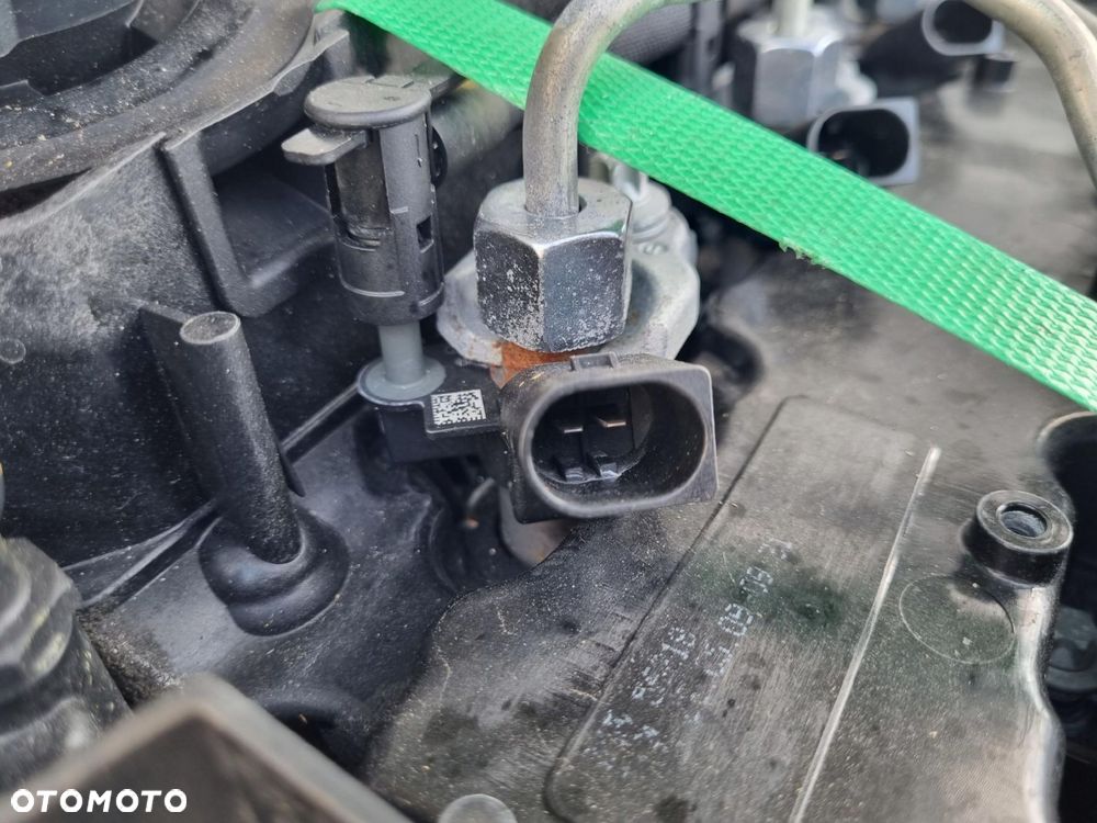 SILNIK KOMPL BMW E90 E91 E92 2.0 D DIESEL wtryski piezoelektryczne N47D20C - 6