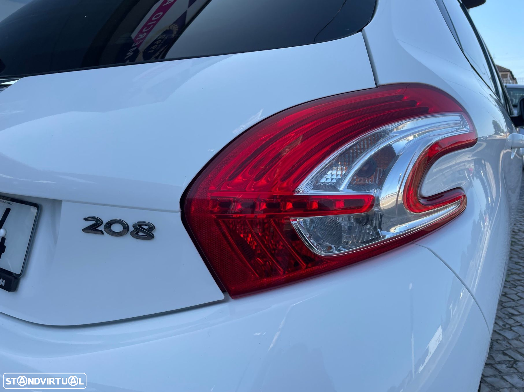 Peugeot 208 1.2 VTi Active - 16