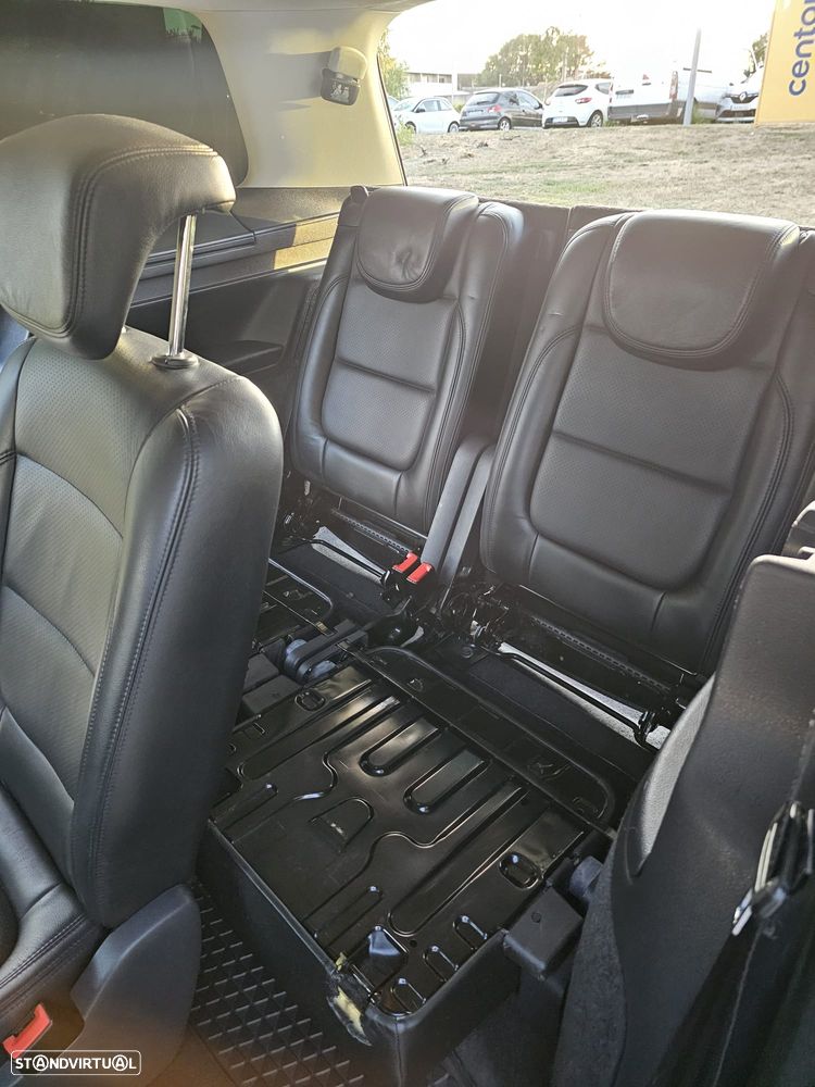 VW Sharan - 20