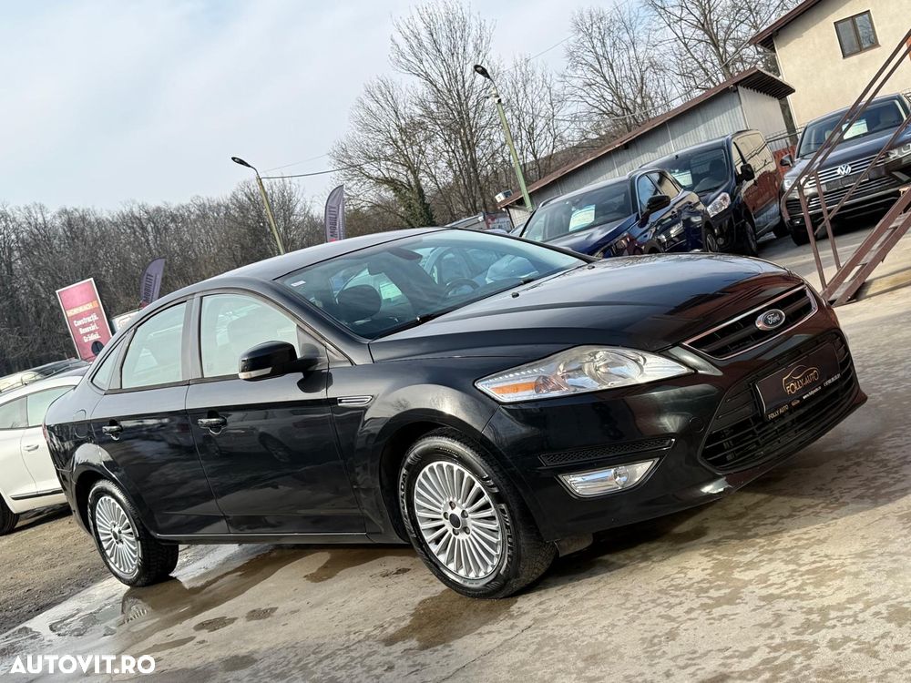 Ford Mondeo - 28