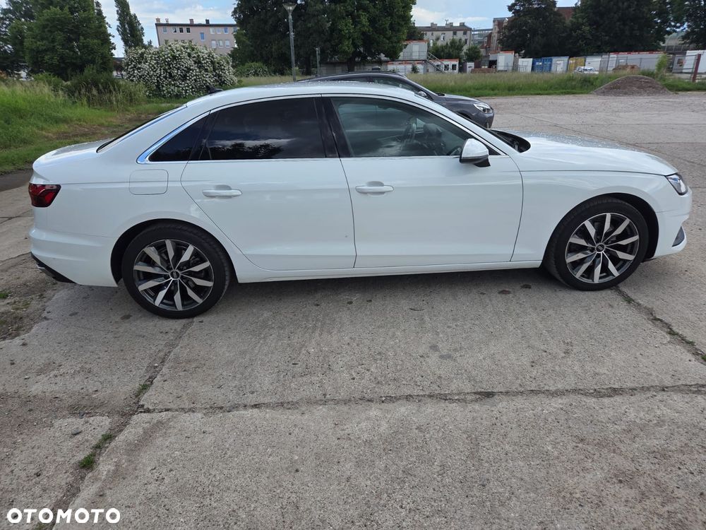 Audi A4 Limousine - 4