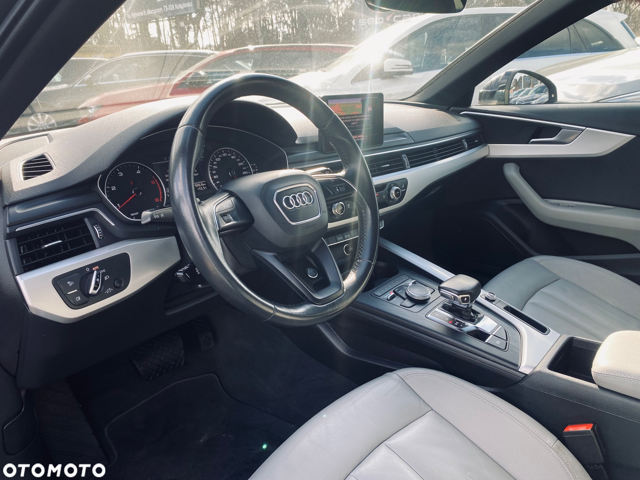 Audi A4 Avant 2.0 TDI ultra S tronic - 8