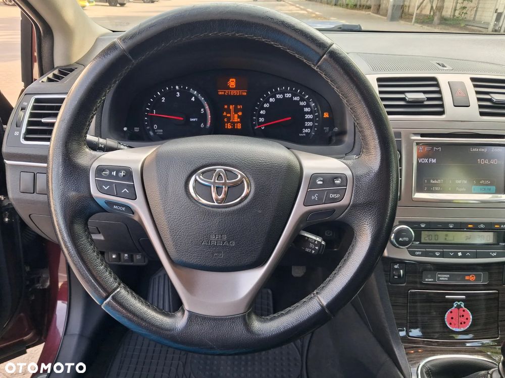 Toyota Avensis 2.0 D-4D Premium - 17