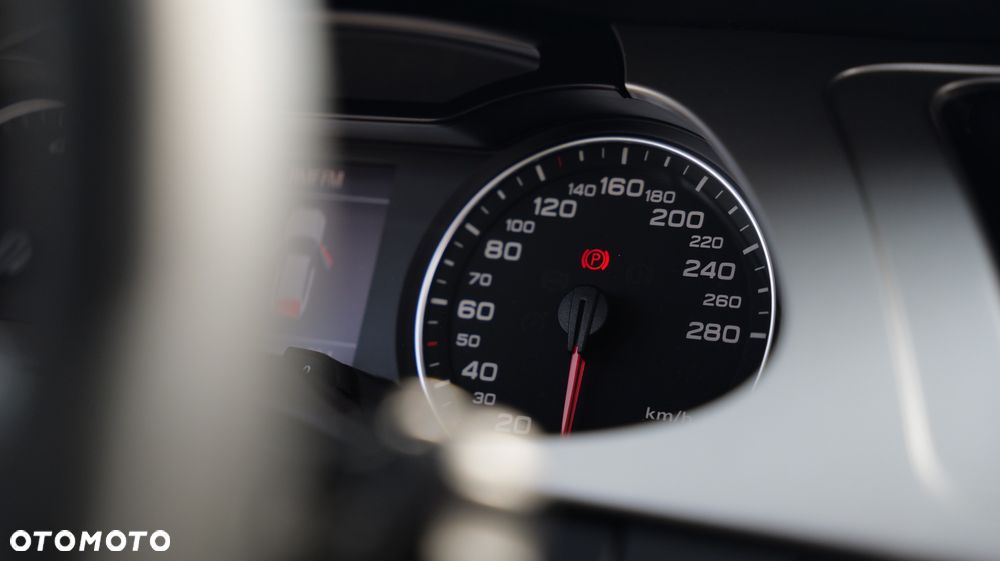 Audi A4 Avant 2.0 TDI Multitronic - 17