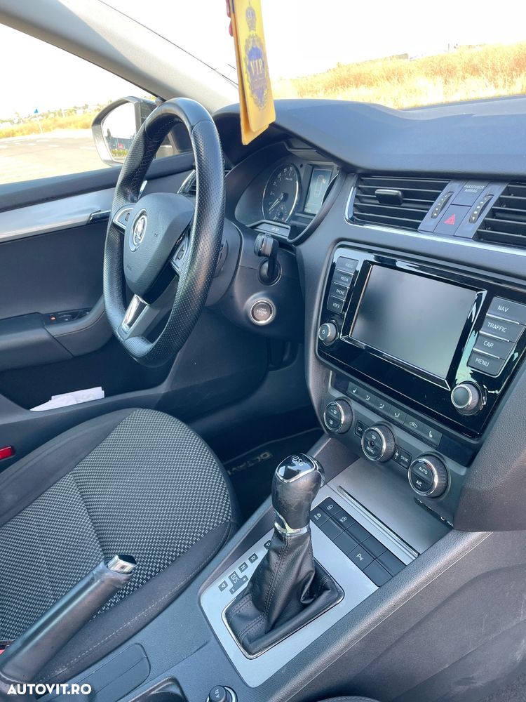Skoda Octavia - 13
