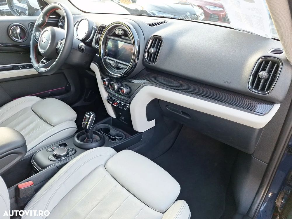 Mini Countryman - 12