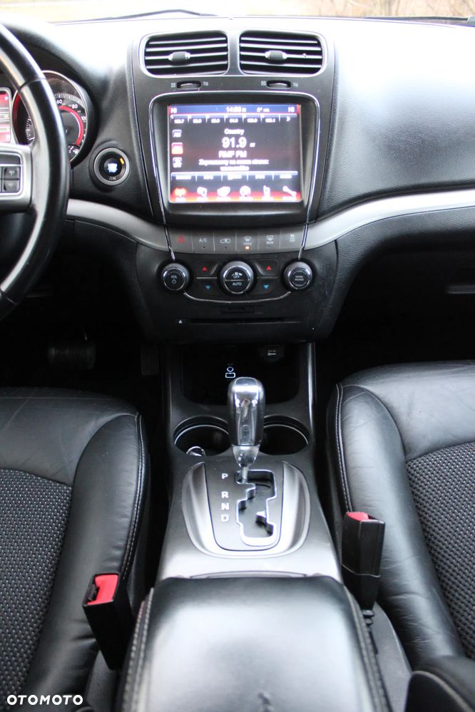 Dodge Journey - 16